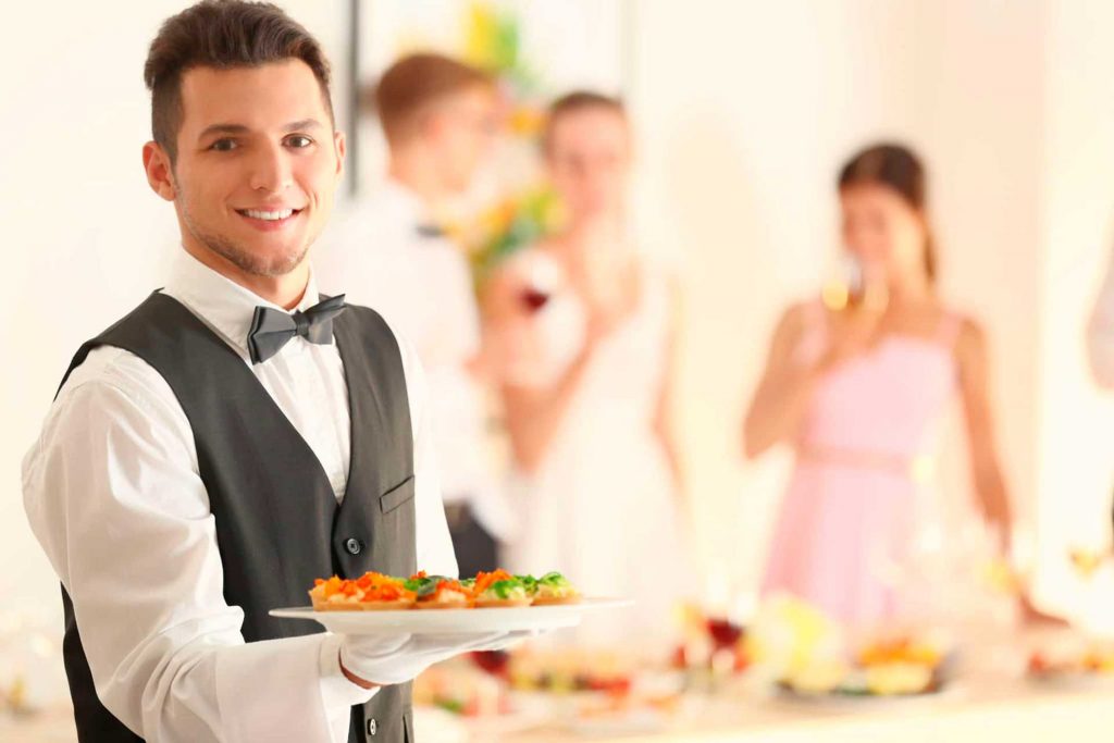 Garçom | Dan Catering & Gastronomia